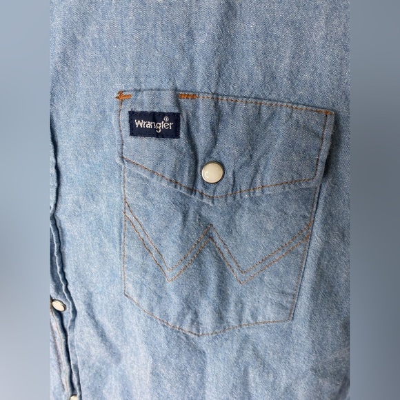 Wrangler Western Pearl Snap Men's Blue Denim Shirt - Picture 2 of 6